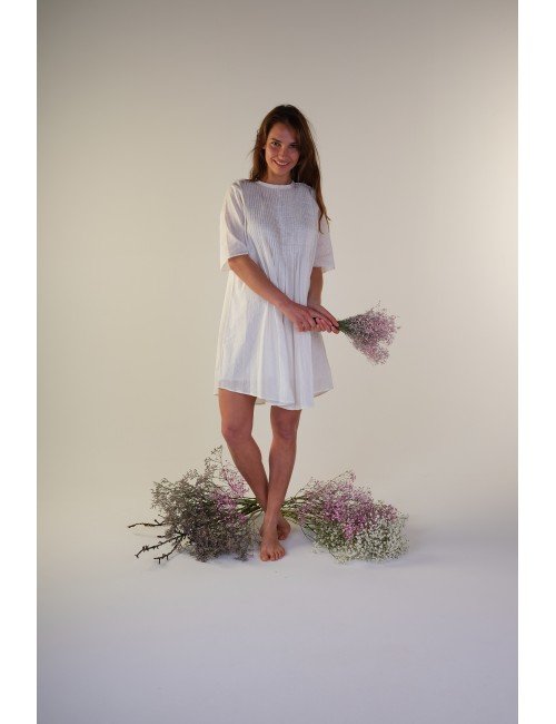 VESTIDO BLANCO PLISADO CON FORRO