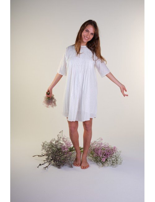 VESTIDO BLANCO PLISADO CON FORRO